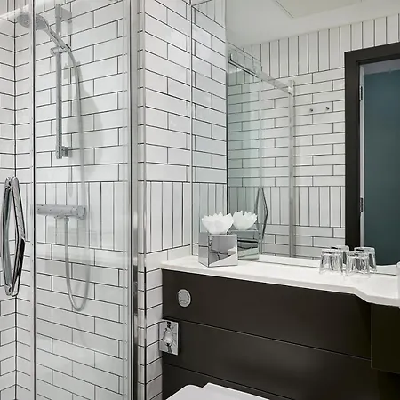 Ξενοδοχείο One 4*